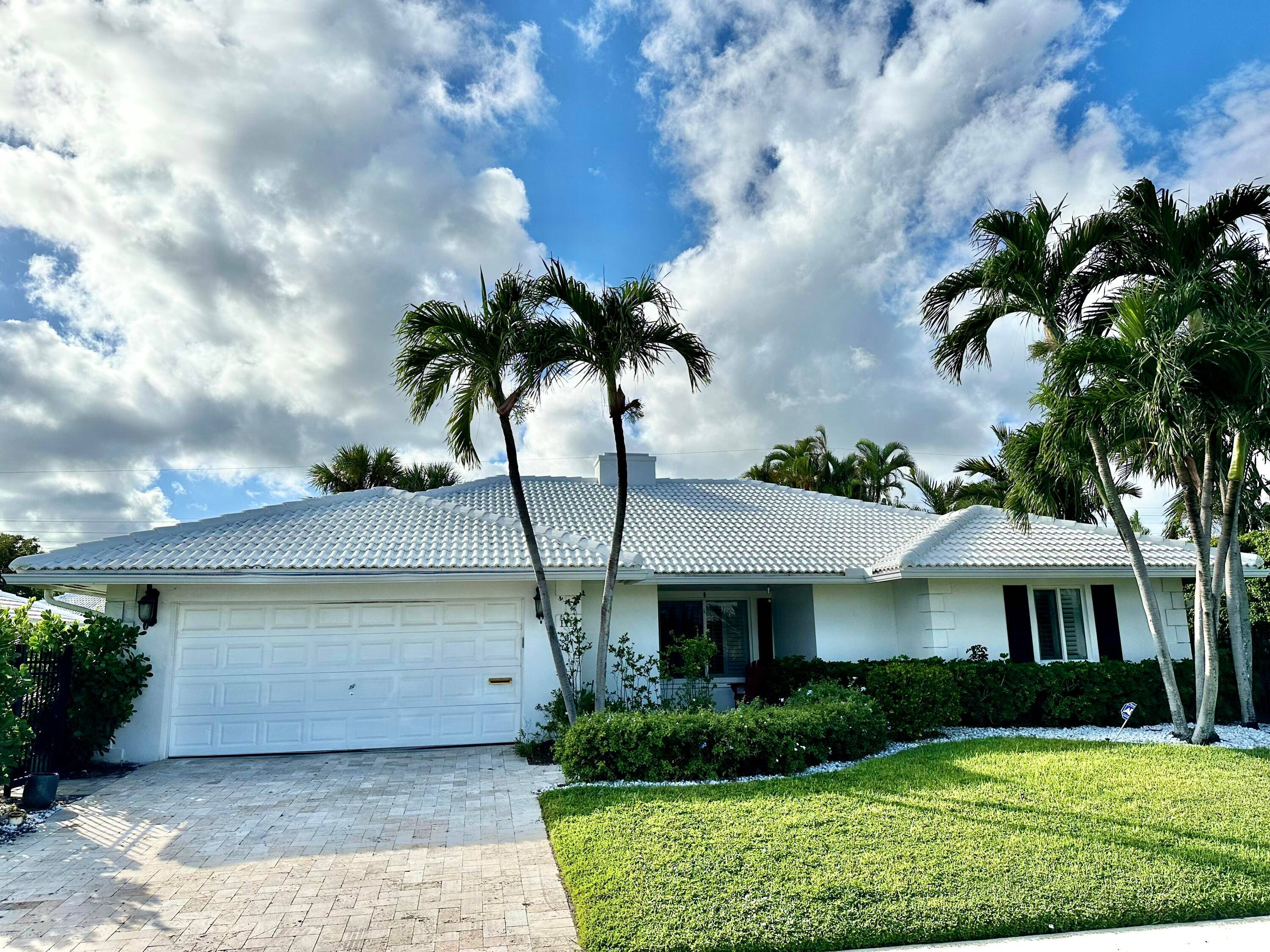 Super desirable home in one of East Boca Raton's finest communities Camino Gardens !