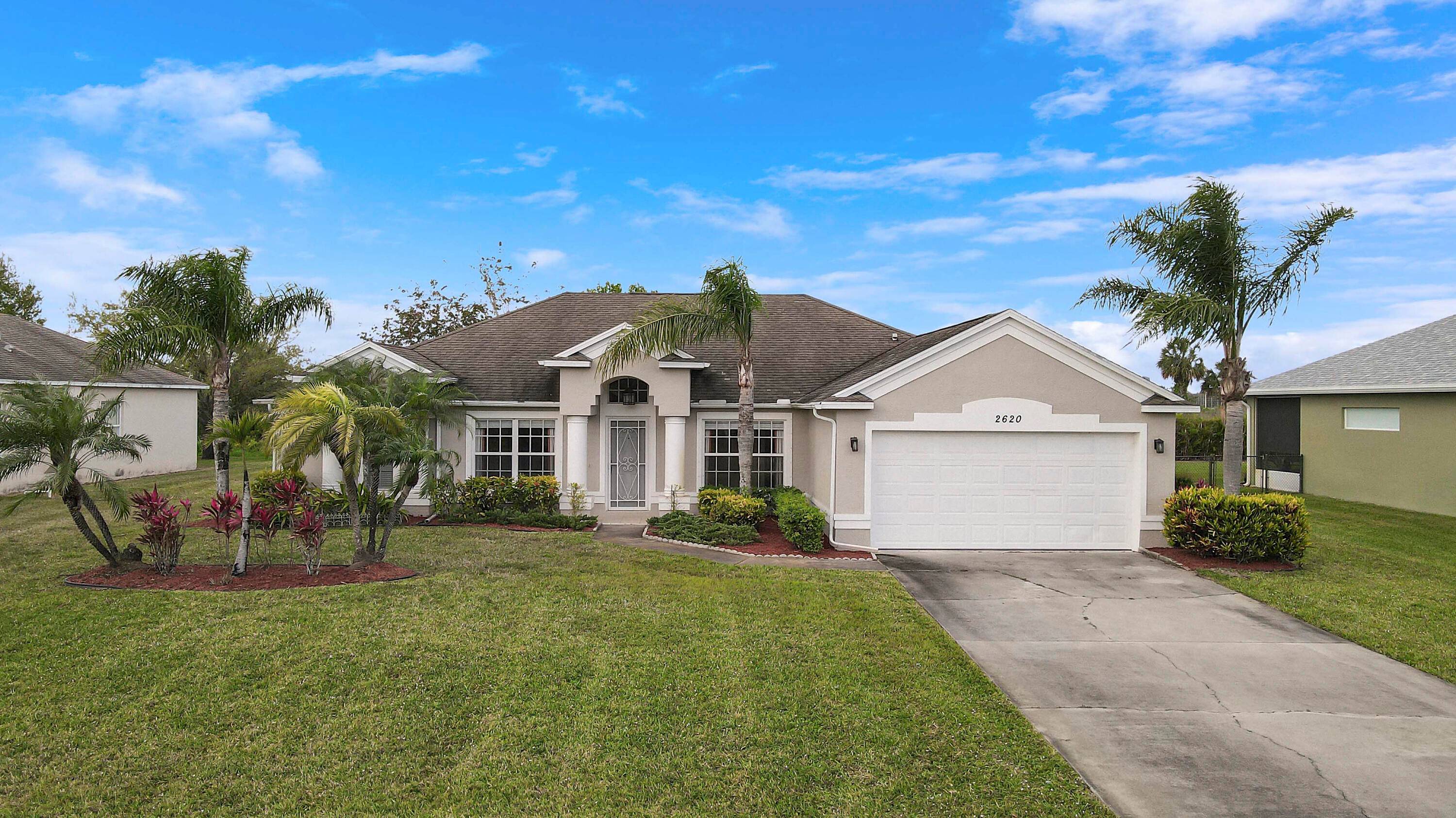 Beautiful, move in ready, 2026 sf, CBS home.