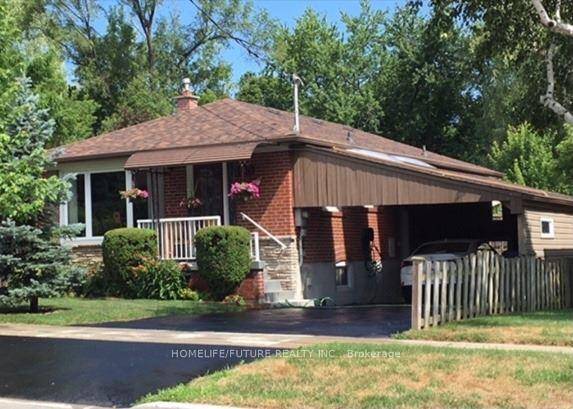 Solidly Built 3 Bedroom Bungalow In The Family Friendly Woburn Community.