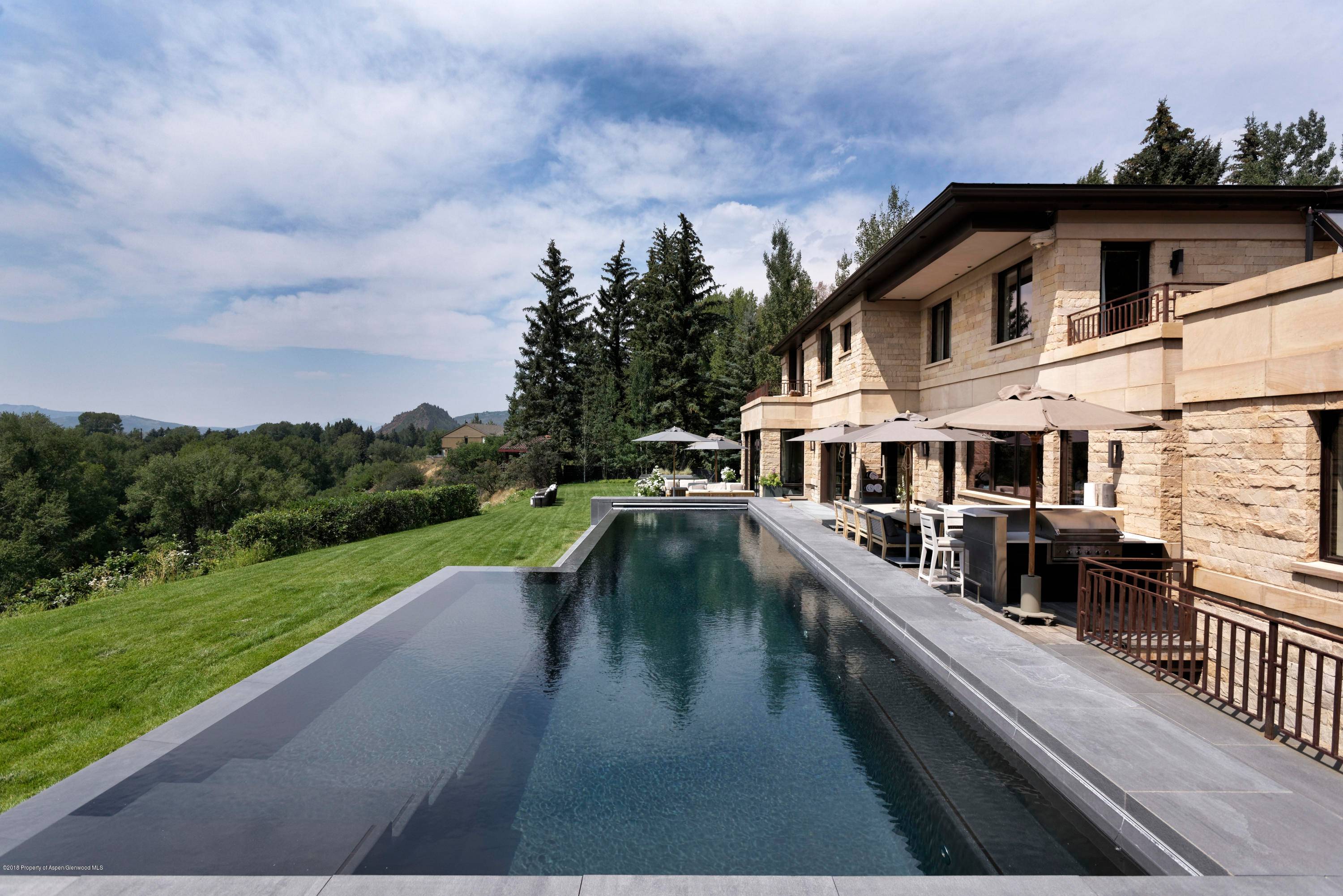 Overlooking Castle Creek River and the mountains of Highlands and Buttermilk, this spectacular Aspen home offers privacy and proximity to downtown world class shopping, dining, and outdoor recreation are all ...