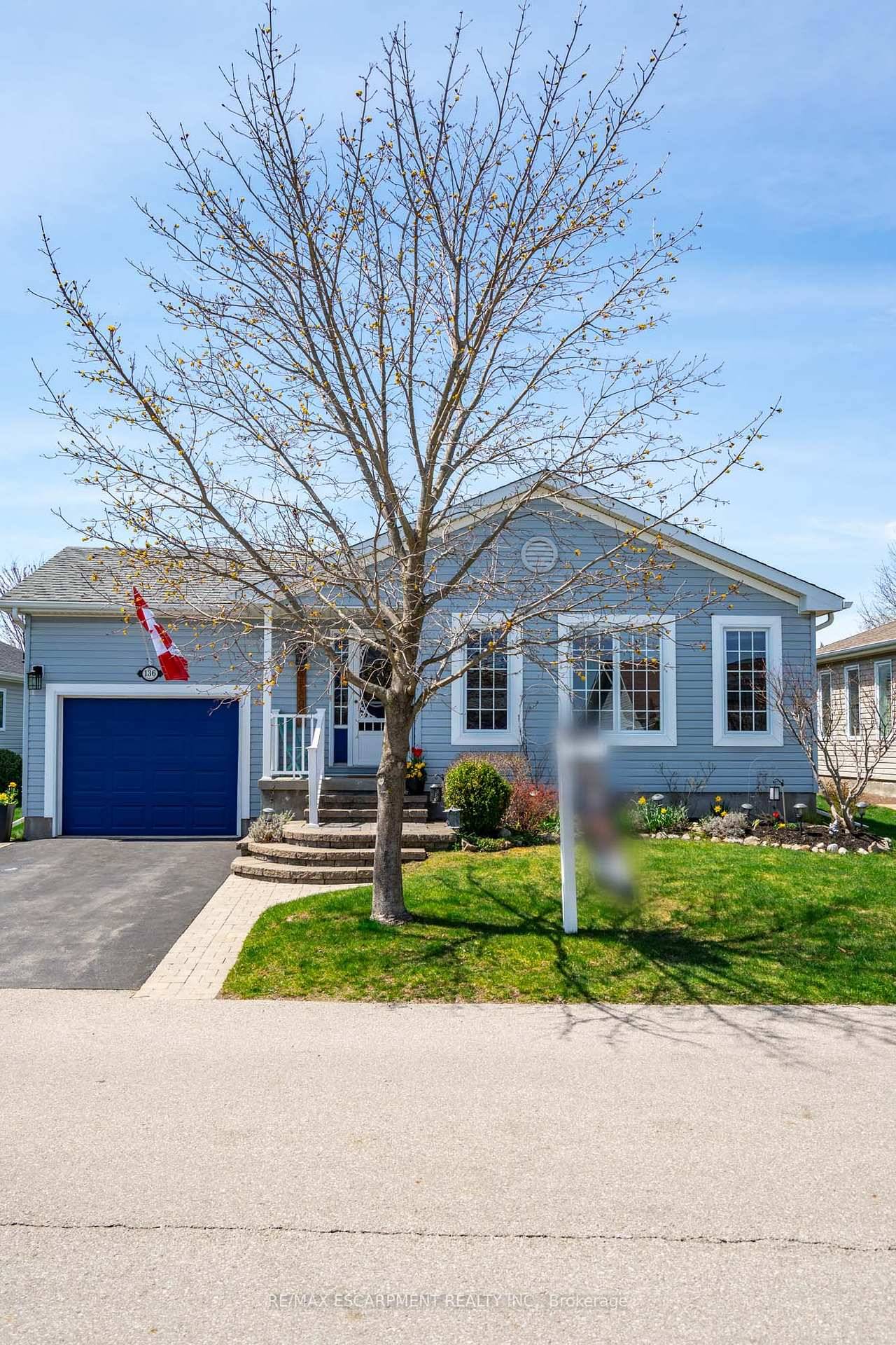 This lovely bungalow with 2 1 bedrooms and 2 bathrooms is 1339 square feet and is situated in the beautiful community of Antrim Glen ; a Parkbridge Land Lease Community ...