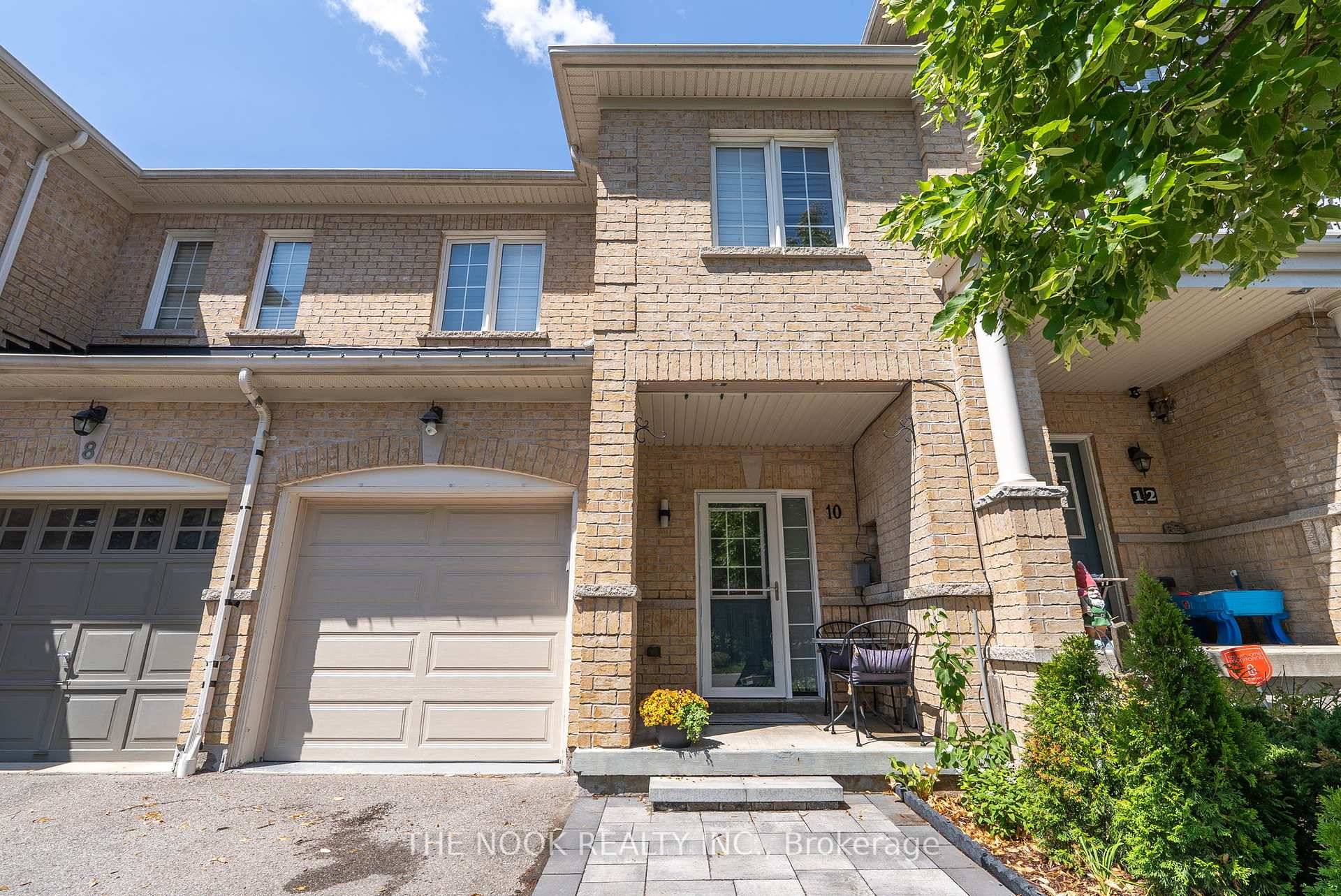 Welcome to 10 Edison Way located in North Whitby !