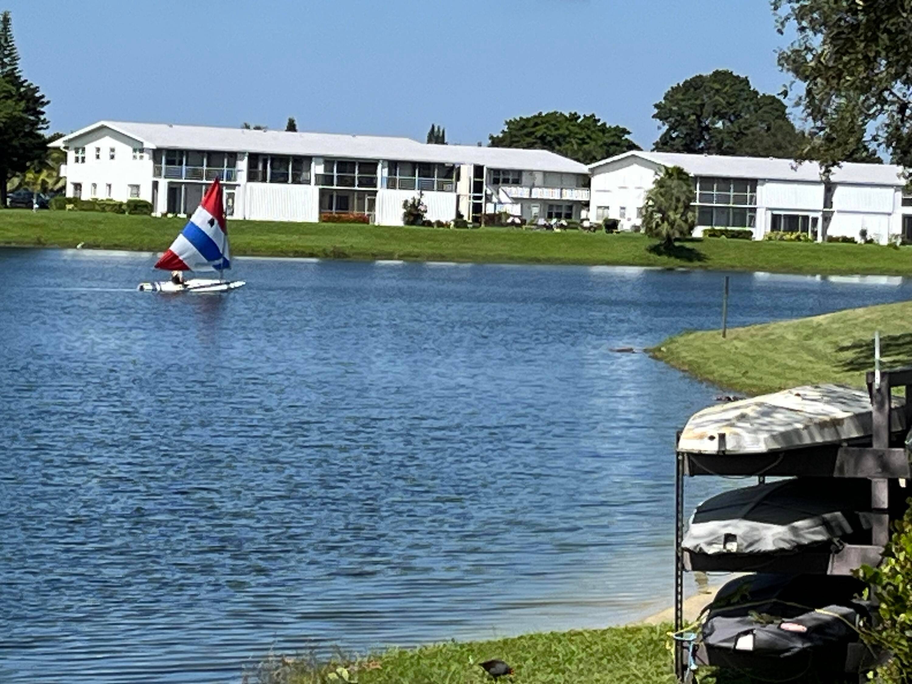 2 BEDROOM 1st FLOOR CORNER WORLD FLOOR RENOVATED BATHROOM RENOVATED FAMOUS 55 COMMUNITY in WEST PALM BEACH, FL CENTURY VILLAGE the Most in AMENITIES and LIFESTYLE.