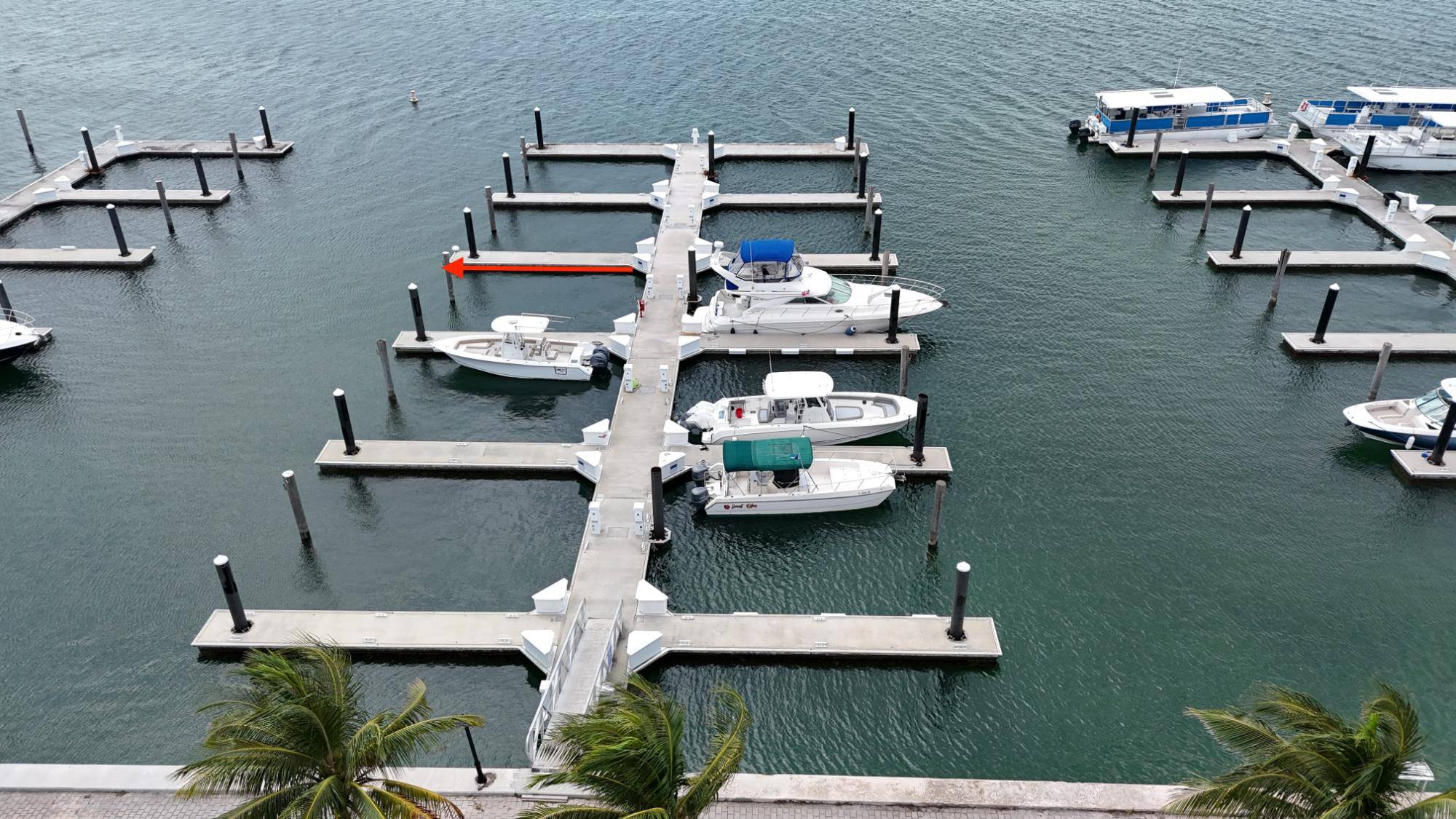 BIMINI BAY FISHERMANS VIL Dock Bimini