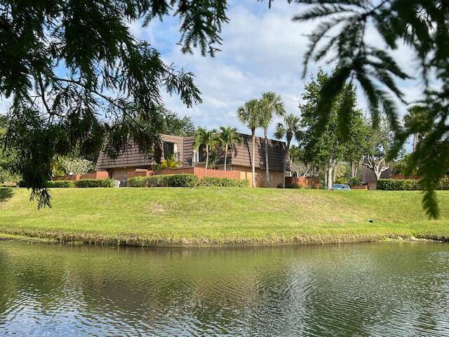 Spectacular views of the Lake !