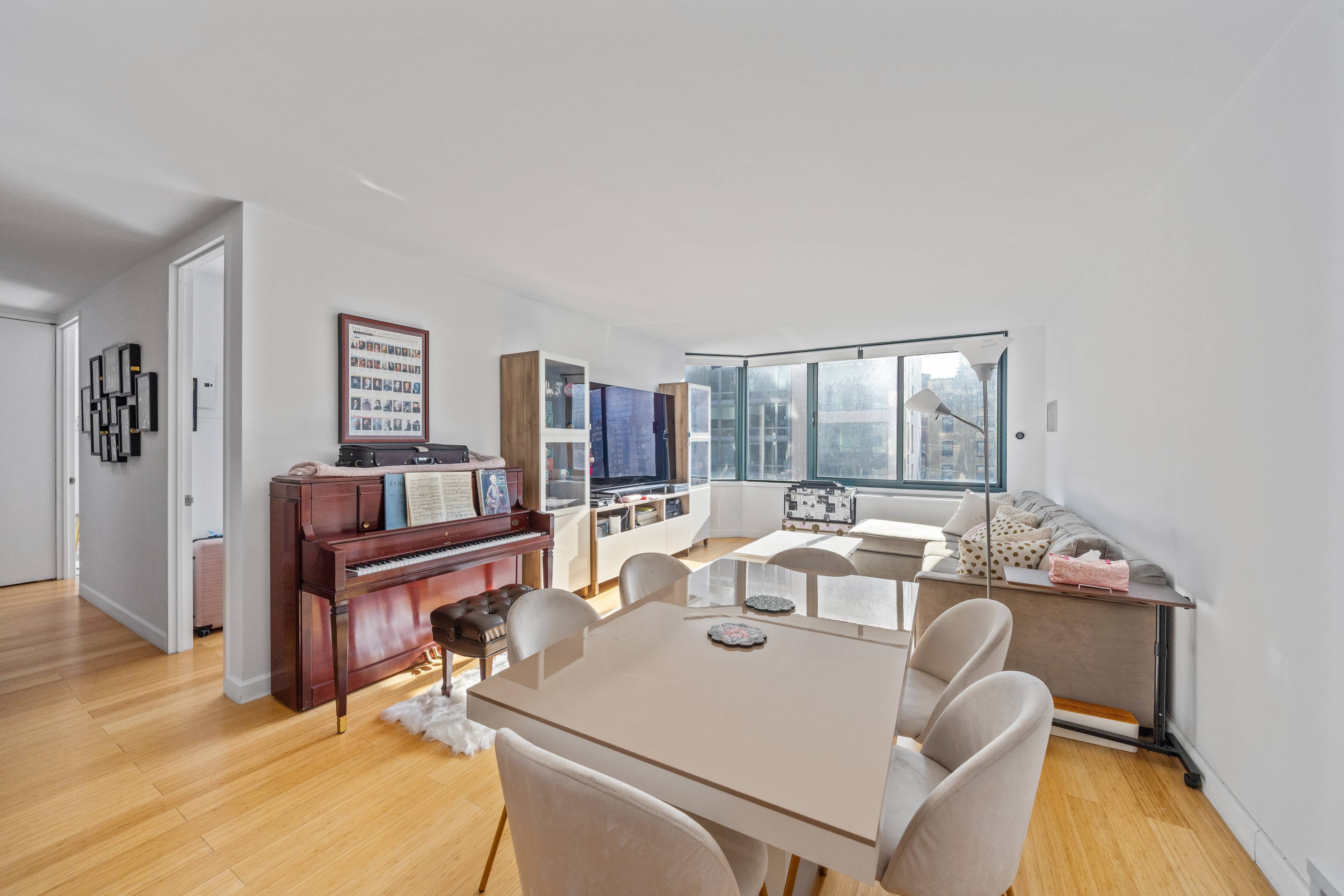 Prime Upper West Side Fully Renovated 2BR 2BA Washer Dryer Low Carrying Costs Full Service Luxury Condo Welcome to Residence 8C at 201 West 72nd Street a beautifully reimagined and ...