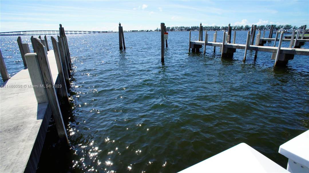 BOAT SLIP EXCLUSIVELY FOR SANTA MARIA HOMEOWNERS.