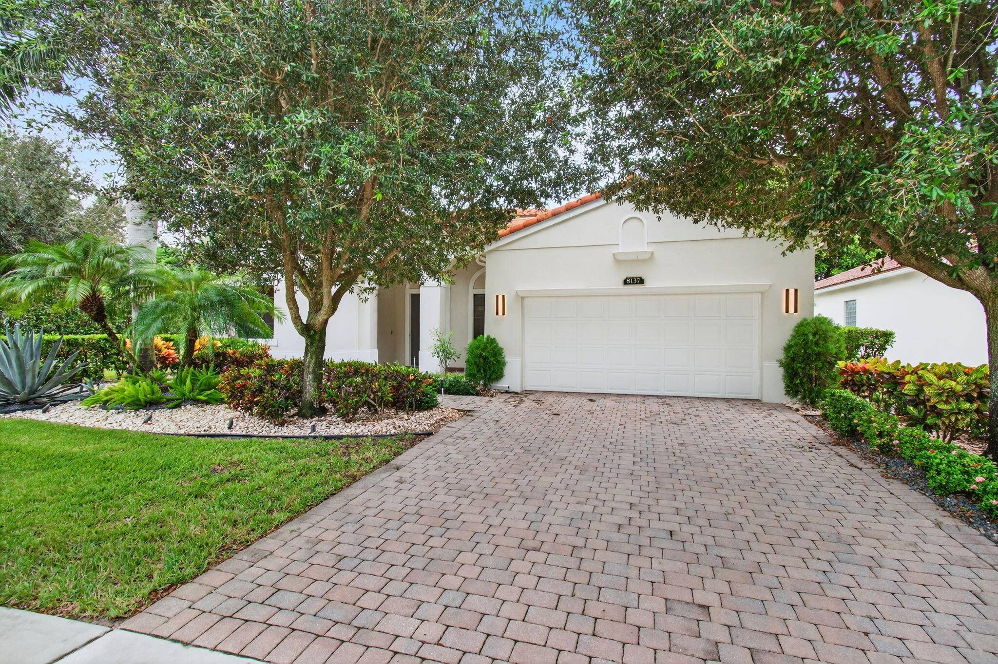 Located in the beautiful Casa Bella community in the city of Delray Beach, 8137 Ferentino Pass invites residents with its impeccable charm and state of the art amenities.