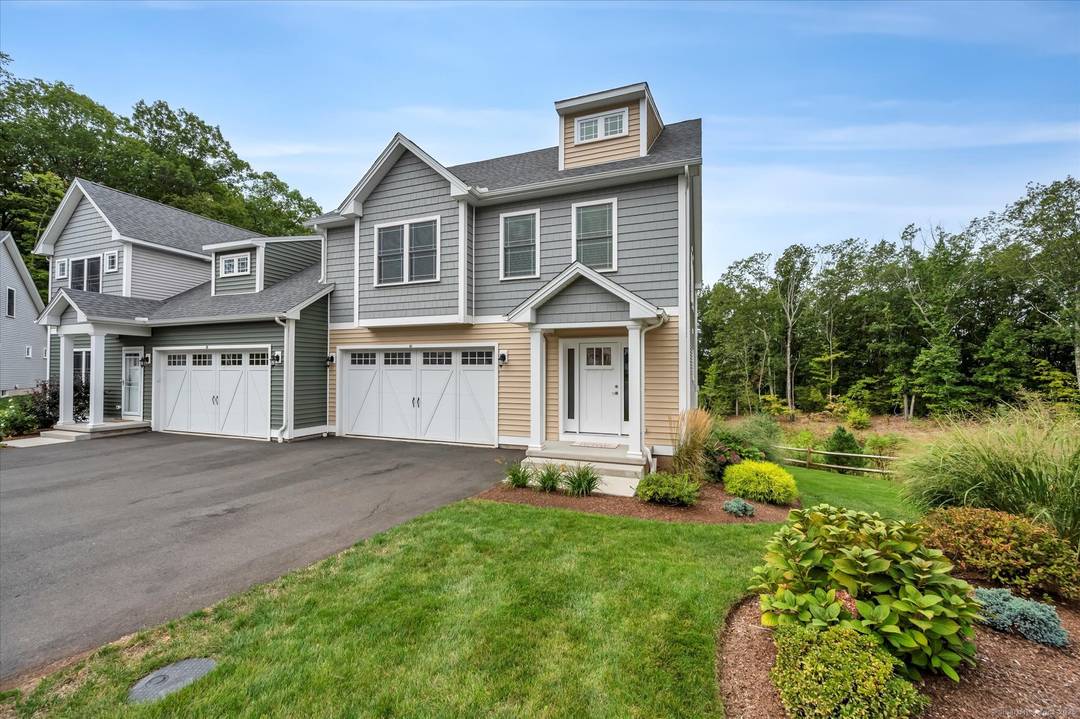 Attention nature lovers and bird watchers !