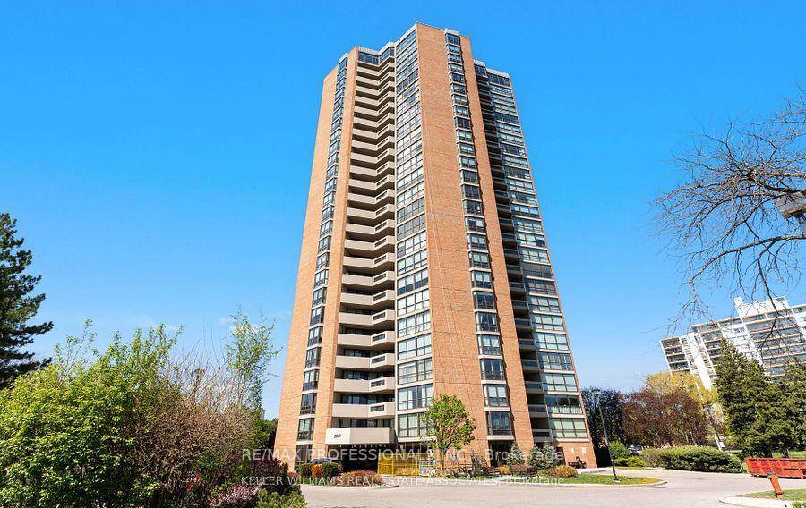 Absolutely outstanding 2, 684sqft incl.