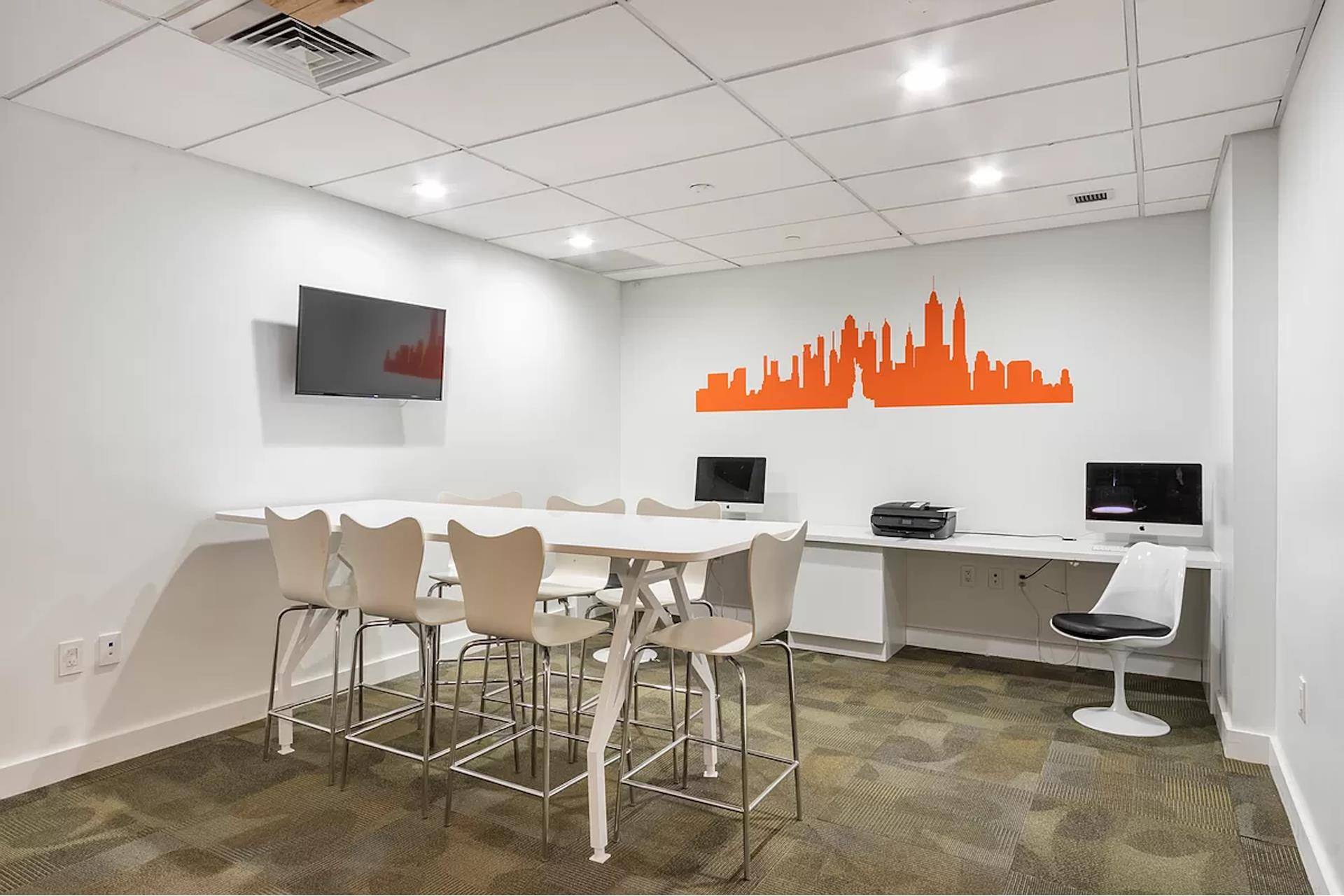 Perfectly positioned at the intersection of the Upper Westside and South Harlem, this elegant corner three bedroom, three bathroom condominium is part of a boutique building with just 49 units, ...