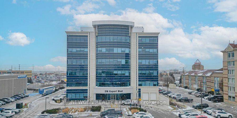 Move In Ready Premium Corner Office Space Available at Hurontario amp ; Derry.