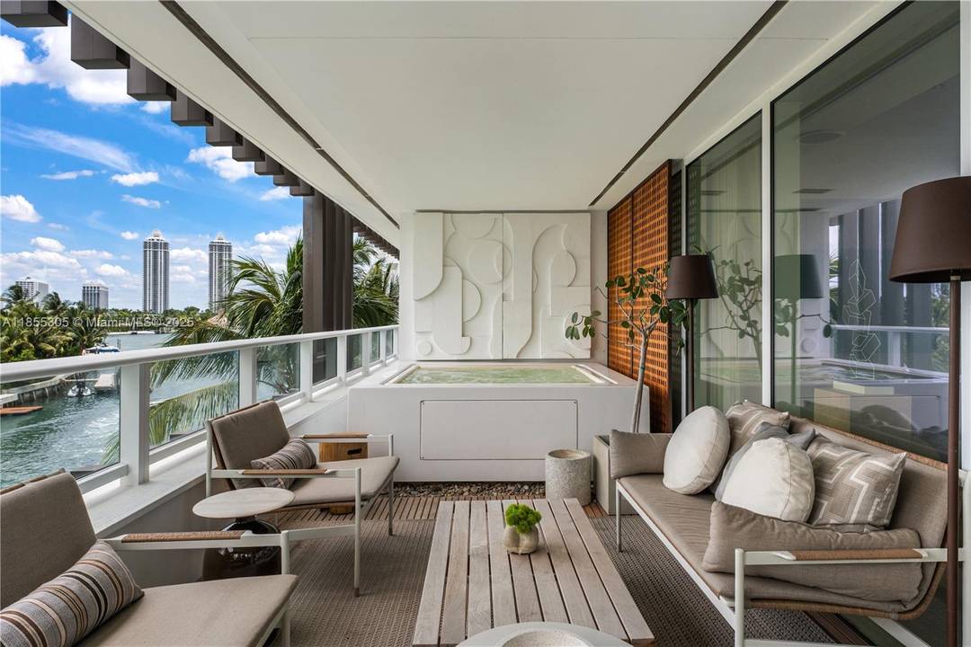 Discover refined waterfront living at The Ritz Carlton Residences Miami Beach, designed by acclaimed Italian architect Piero Lissoni.