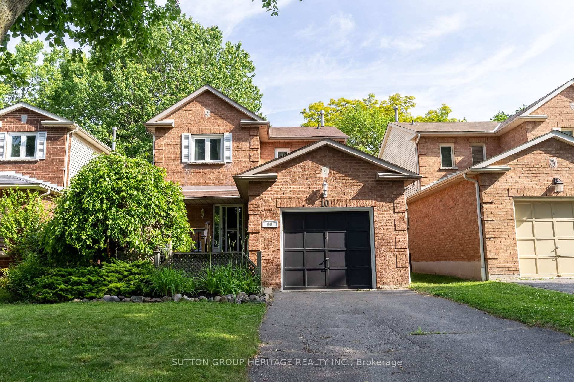 Nestled in a sought after family friendly neighbourhood, this beautifully maintained detached 2 storey home offers the perfect blend of comfort, style, and convenience.