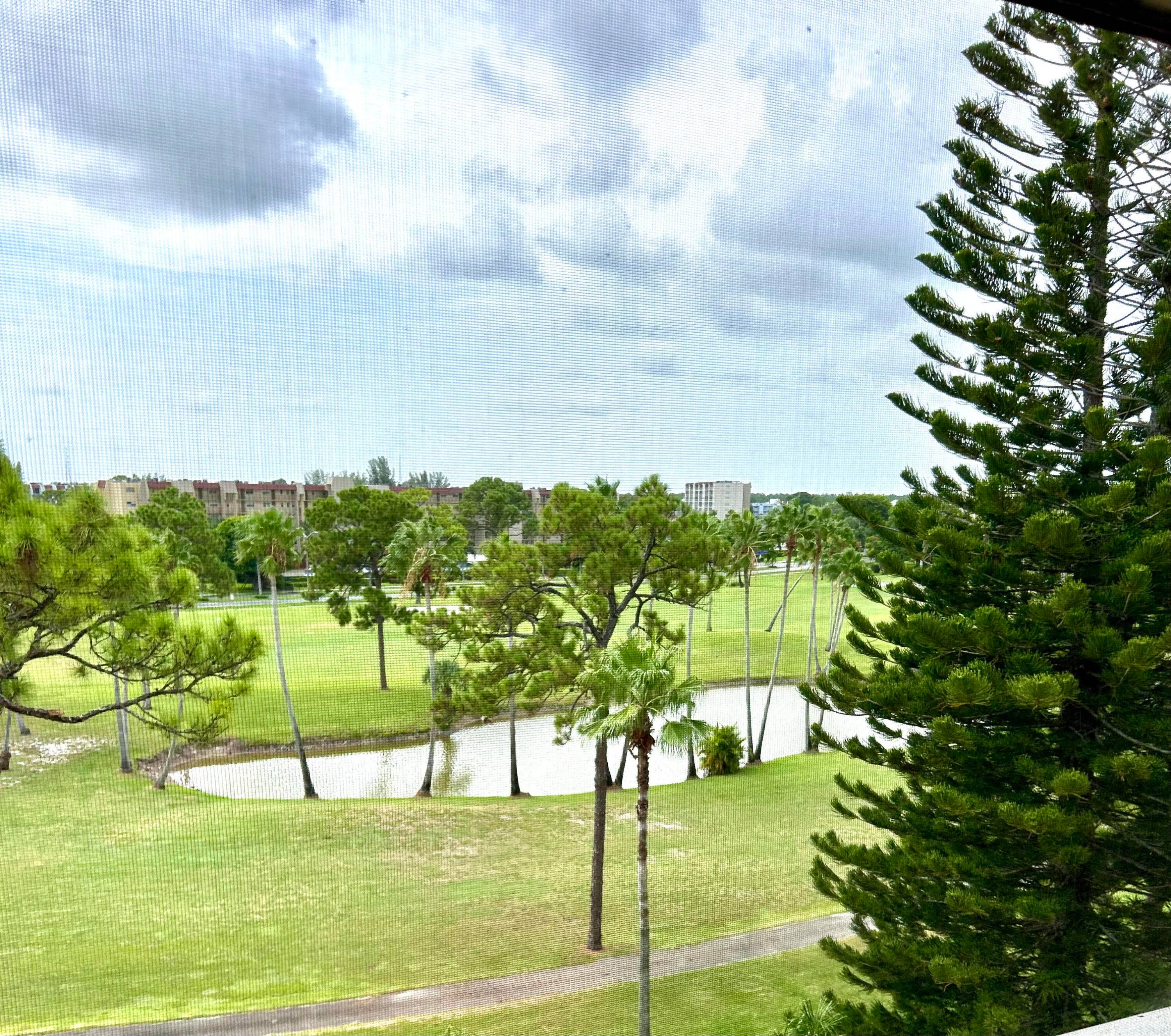 Beautiful 2 2 overlooking view of the golf course, located near FL Turnpike, not far from PBI, shops and diningUnbranded Virtual Tour https www.
