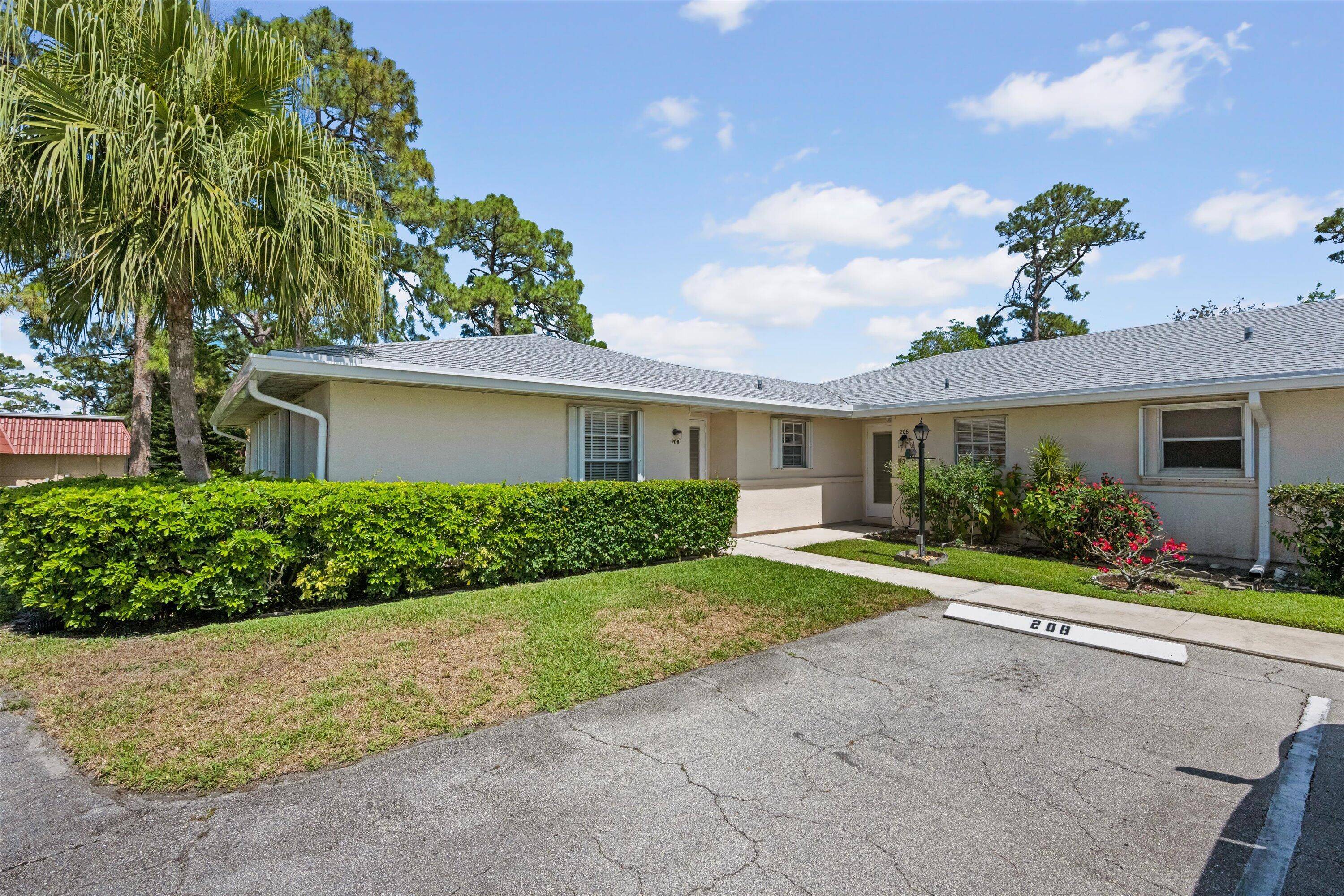 Light and Bright Corner unit in highly desirable Covered Bridge.