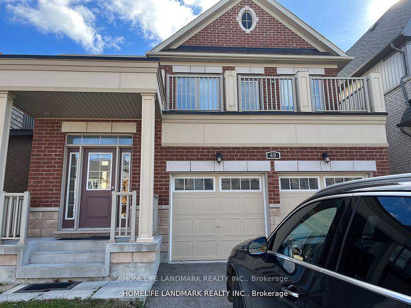 Gorgeous Luxury 2 storey, 4 Bdrms 3.