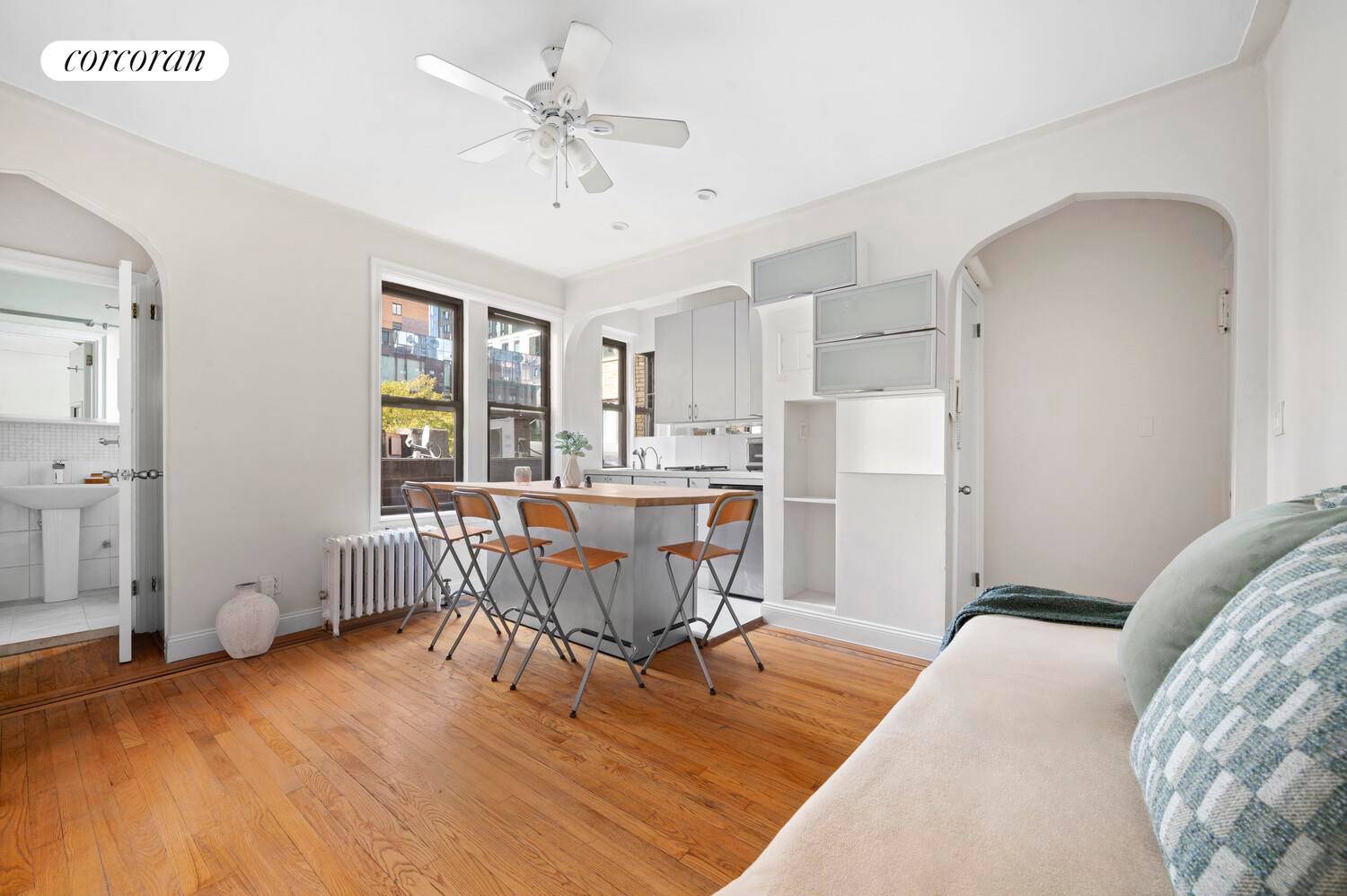 Welcome to Residence 2E at 461 West 44th Street, a well proportioned one bedroom in a boutique co op on a picturesque Hell's Kitchen block.