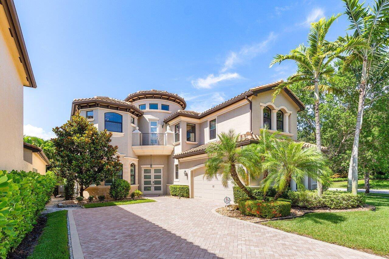 Live Where Luxury Meets Lifestyle Stunning Sydney Model on Oversized Corner Lot with Whole House Generator.