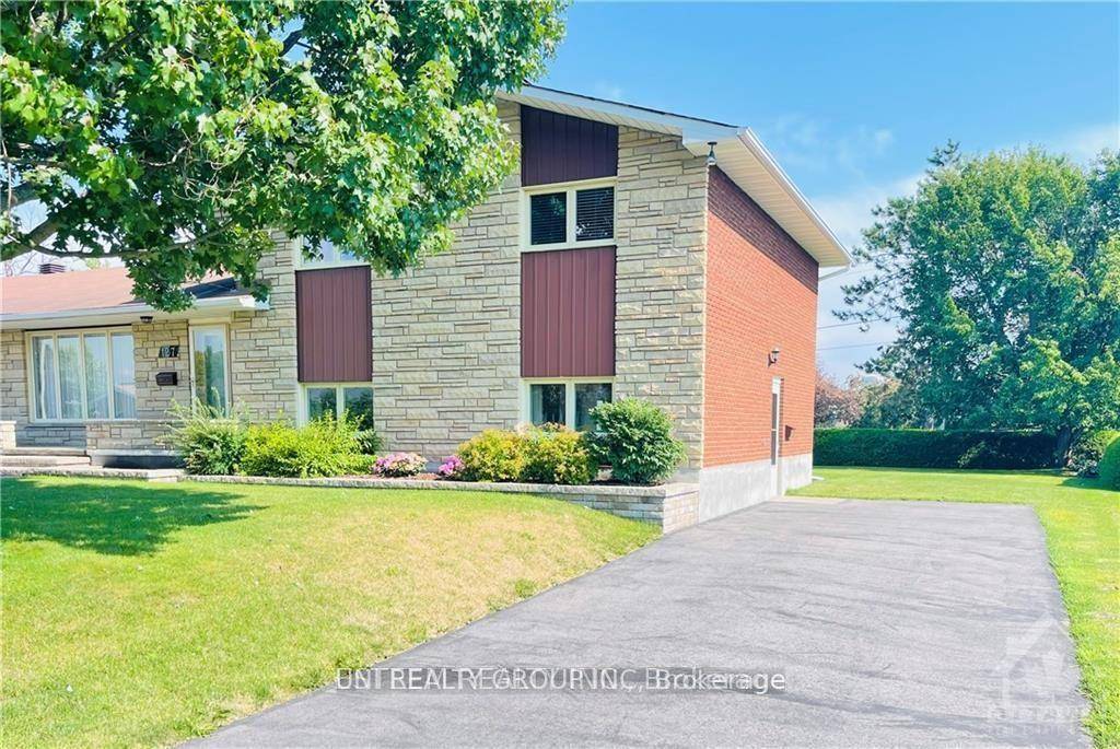 Good maintained 1 bedroom in law suite nestled on an oversized lot in the family friendly community of Embrun.