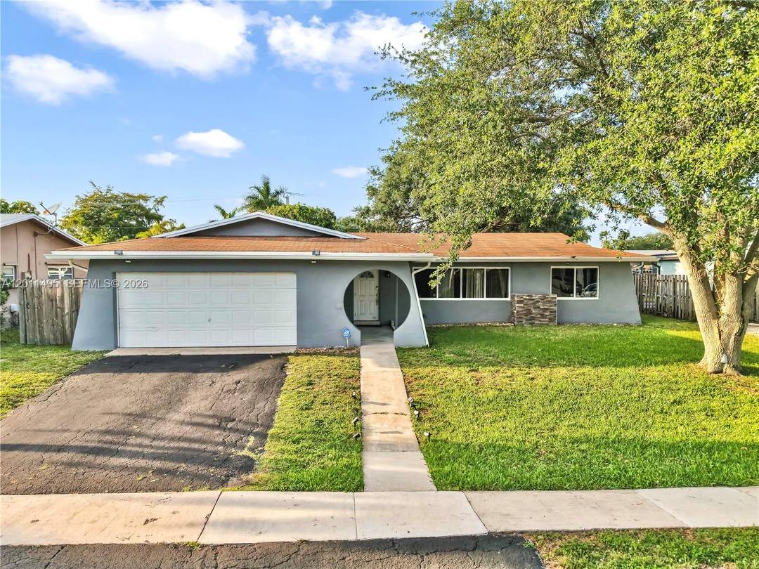 Open concept 3 Bed 2 Bath Extra Room home situated in the desirable community of Pasadena Lakes with NO HOA.