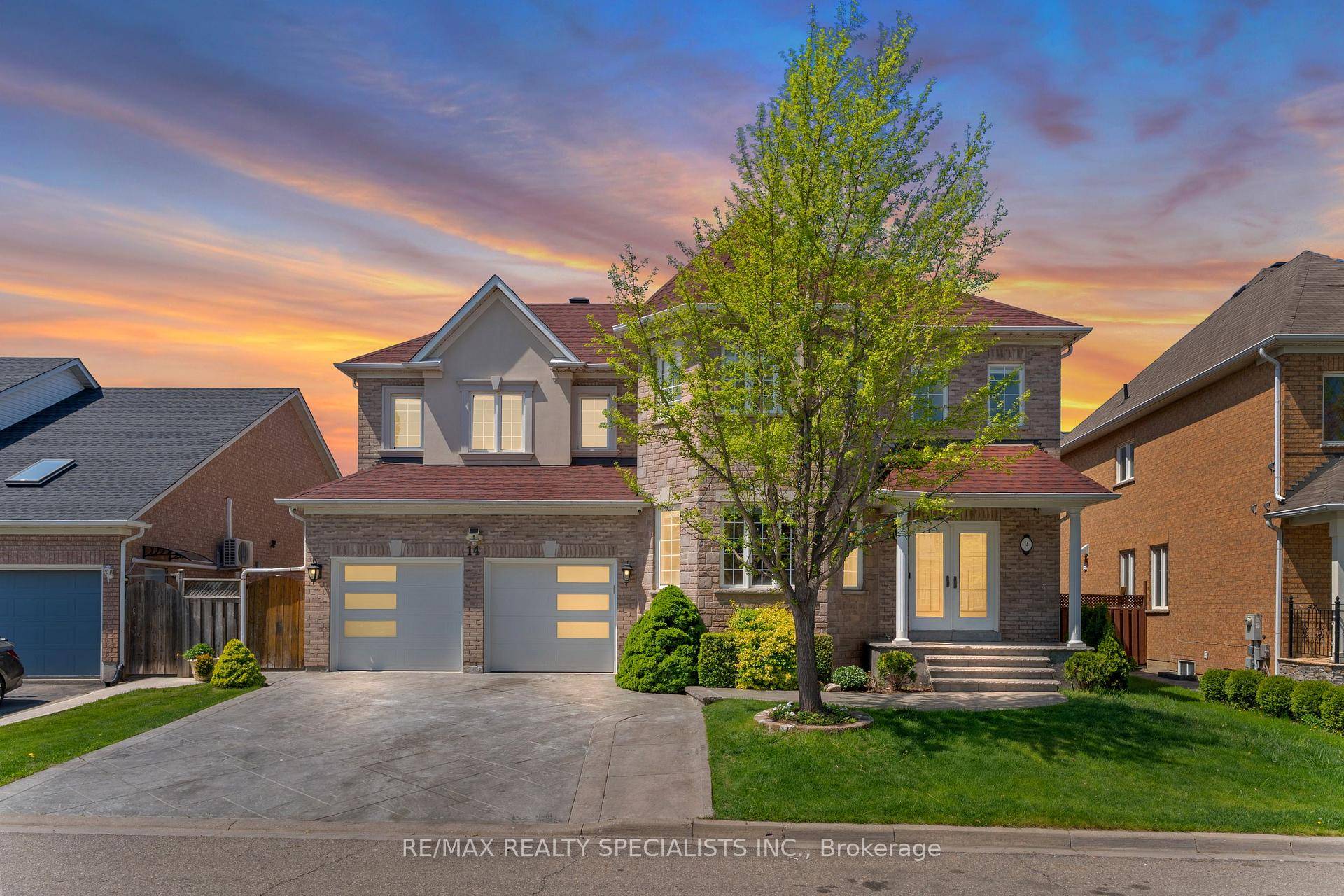 Stunning 4 3 bed, 6 bath home with 6 car parking with LEGAL 2ND DWELLING BASEMENT and over 300K in upgrades !