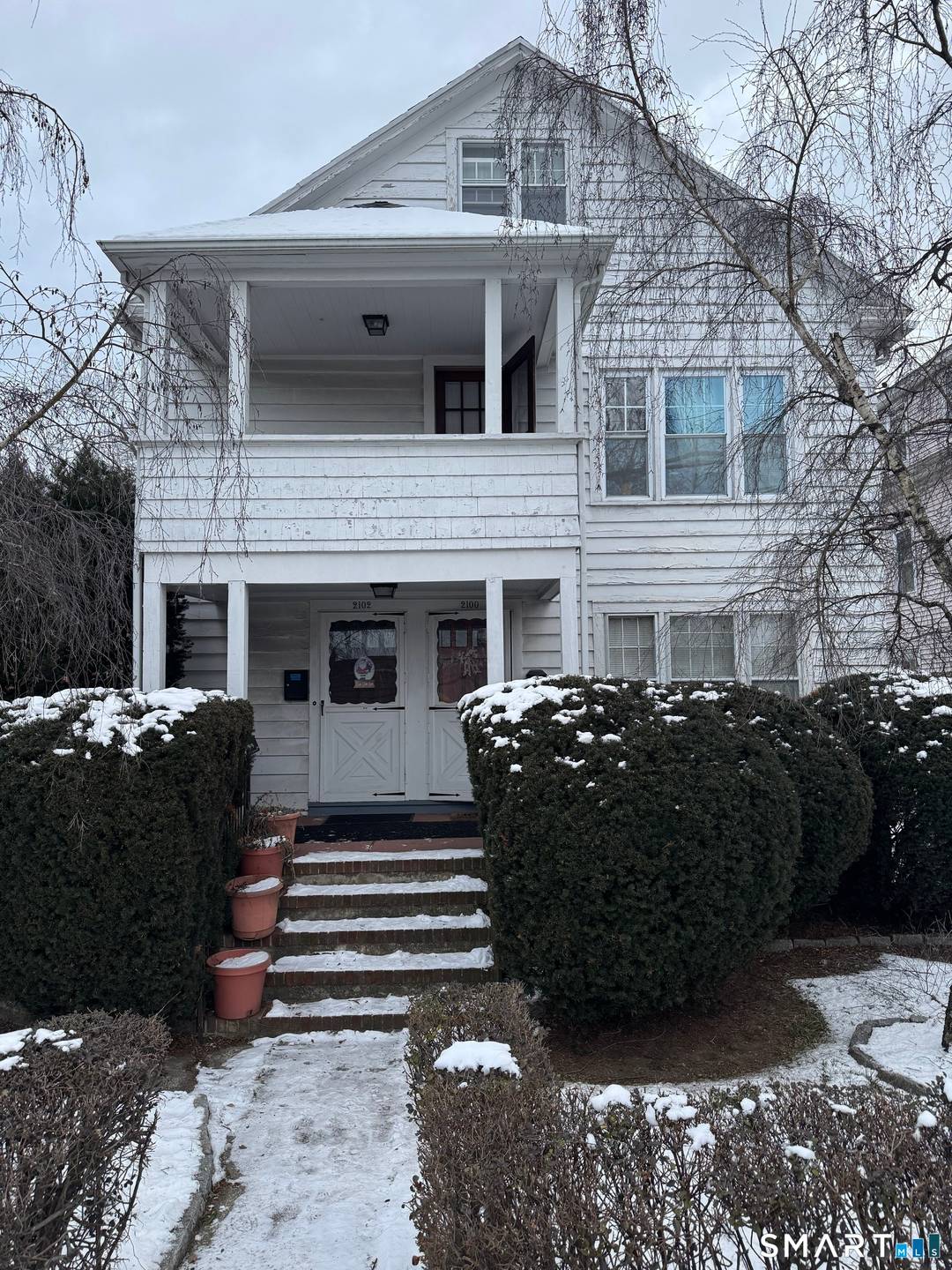 Great investment opportunity at 2100 2102 East Main Street, Bridgeport !