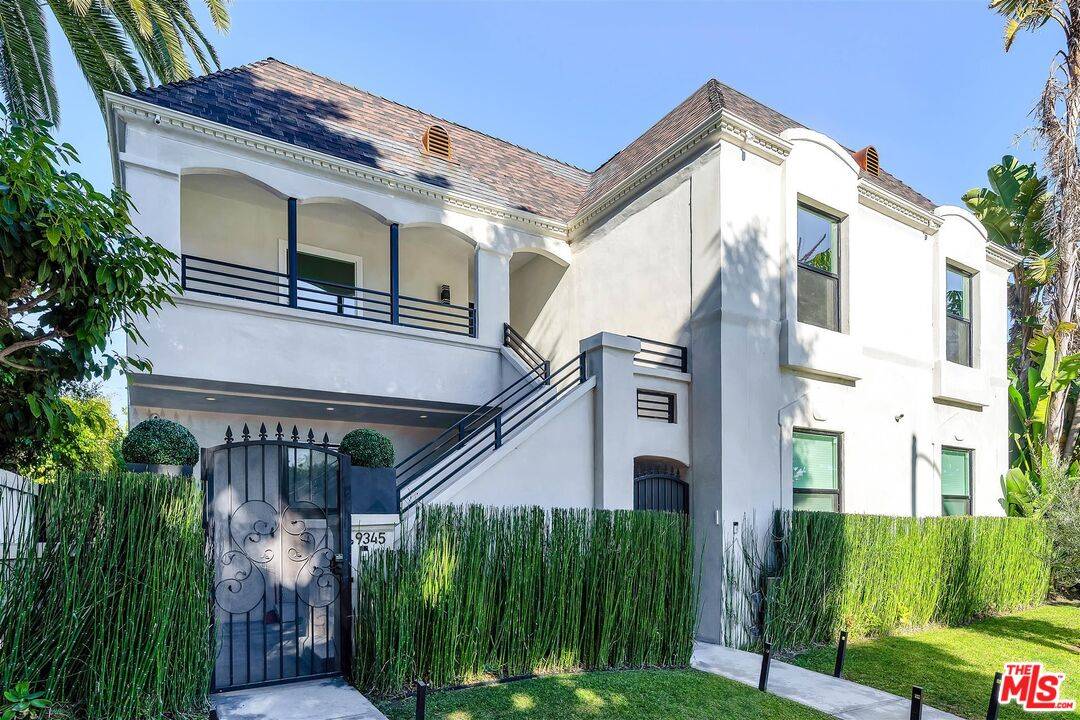 9343  W Olympic Blvd 3BR Beverly Hills La