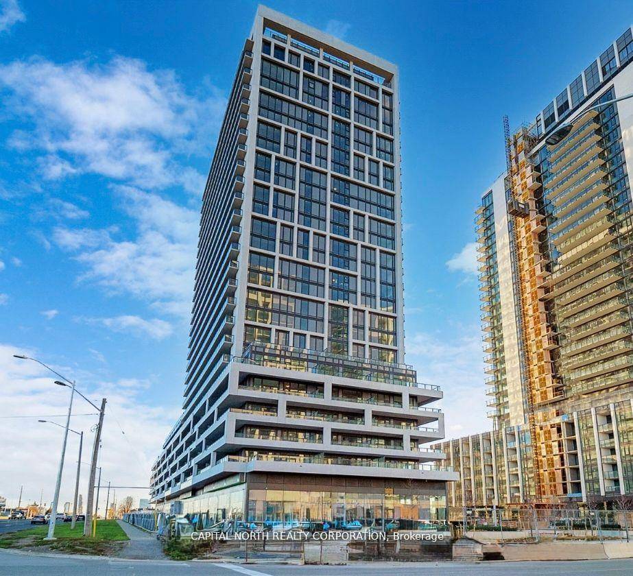 Charisma On The Park North Tower High Floor Large Balcony !