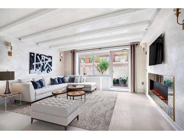 Apt. S3R is a luxuriously renovated home with the interior at 852 square feet, and a private terrace at 170 square feet.