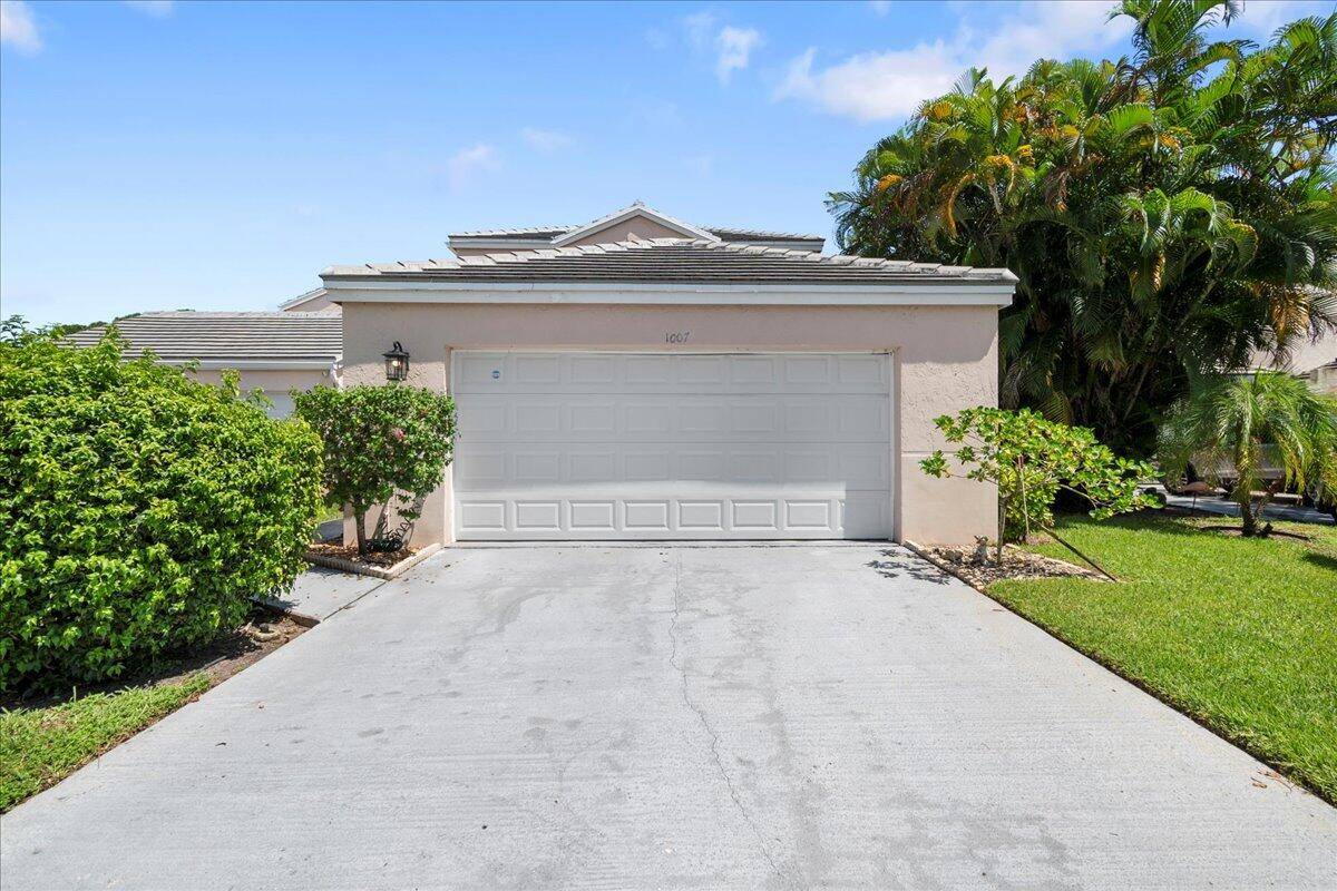 Discover the perfect blend of comfort and convenience in this stunning 3 bedroom, 2.