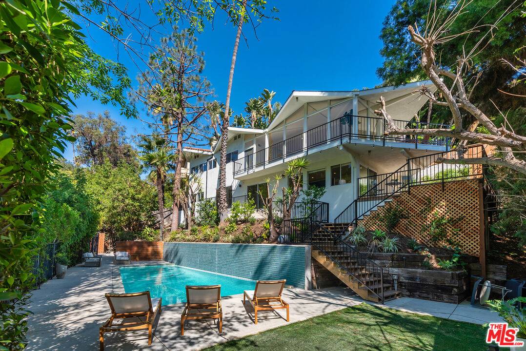 7229  Senalda Rd 3BR Hollywood Hills East La