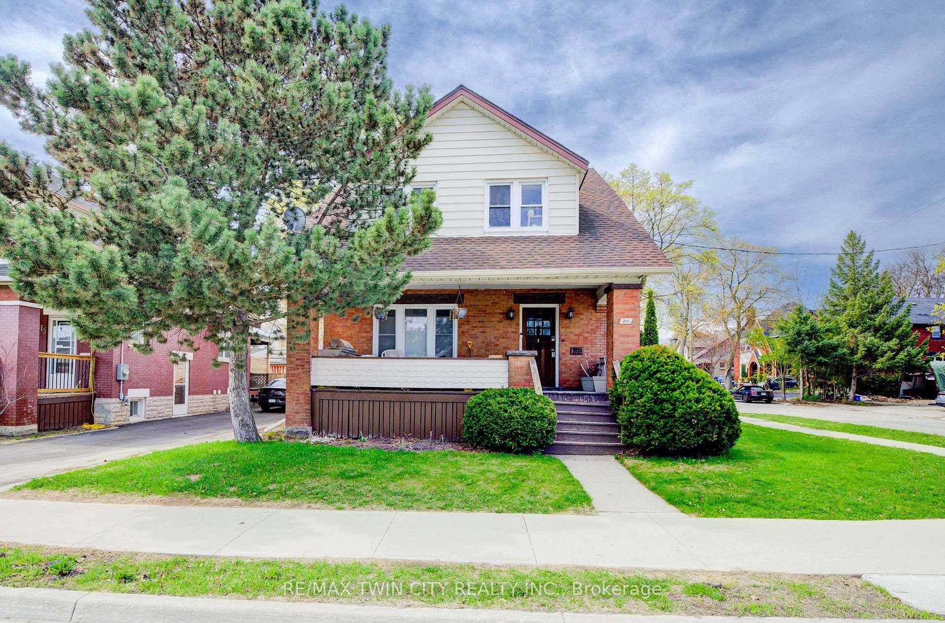 MAIN FLOOR VACANT. Legal Duplex in Prime Kitchener Location Perfect Investment or Multi Generational Home !