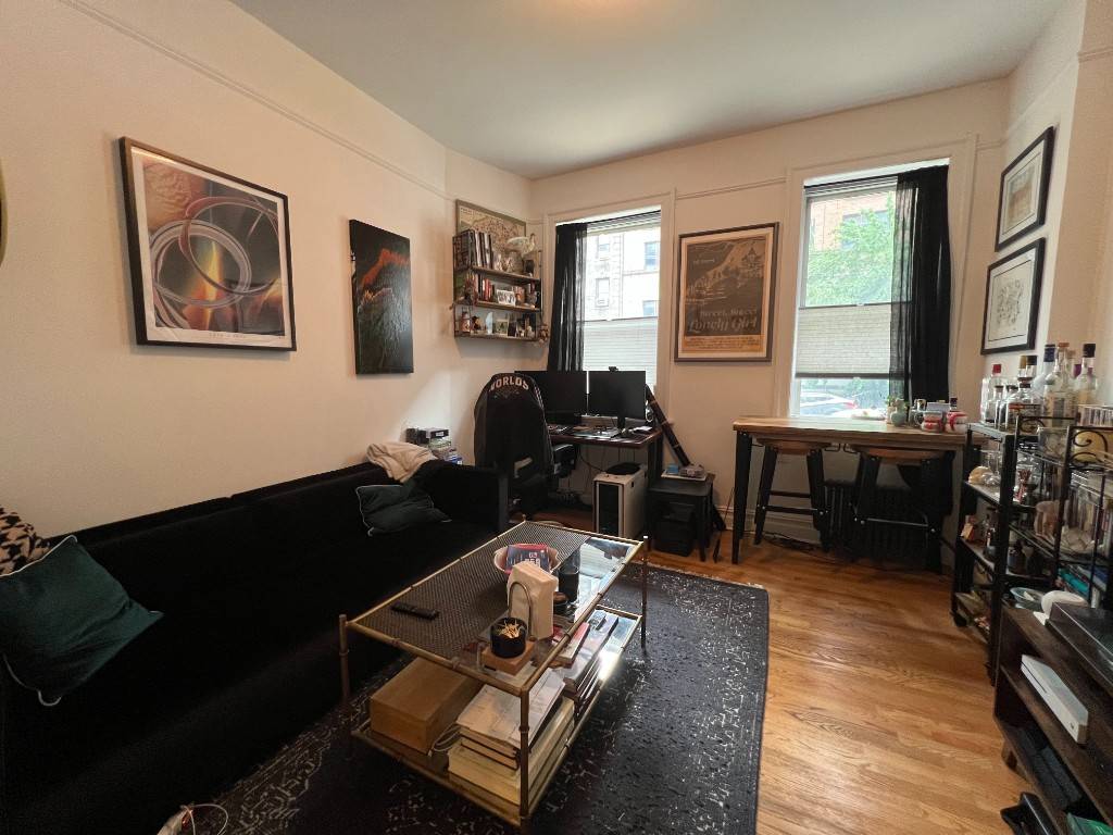 Beautiful Pre War Elevator Laundry Building, 2bedroom flex 3 Bedroom Apartment on a beautiful block close to Columbia.