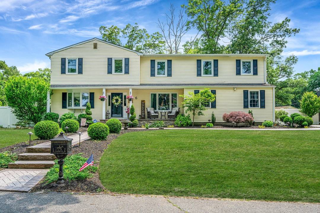 Welcome to 6 Pine St N in Lake Grove a beautifully maintained residence offering comfort, style, and convenience in one of Suffolk County s most sought after neighborhoods.