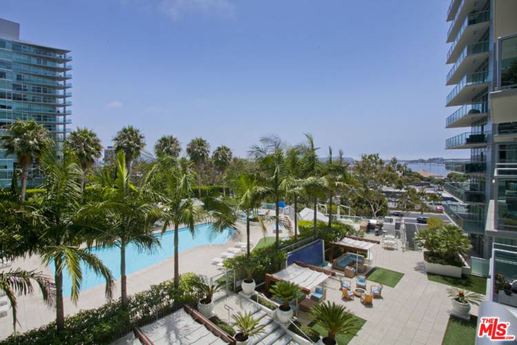 13700 Marina Pointe Dr 2BR Marina Del Rey La