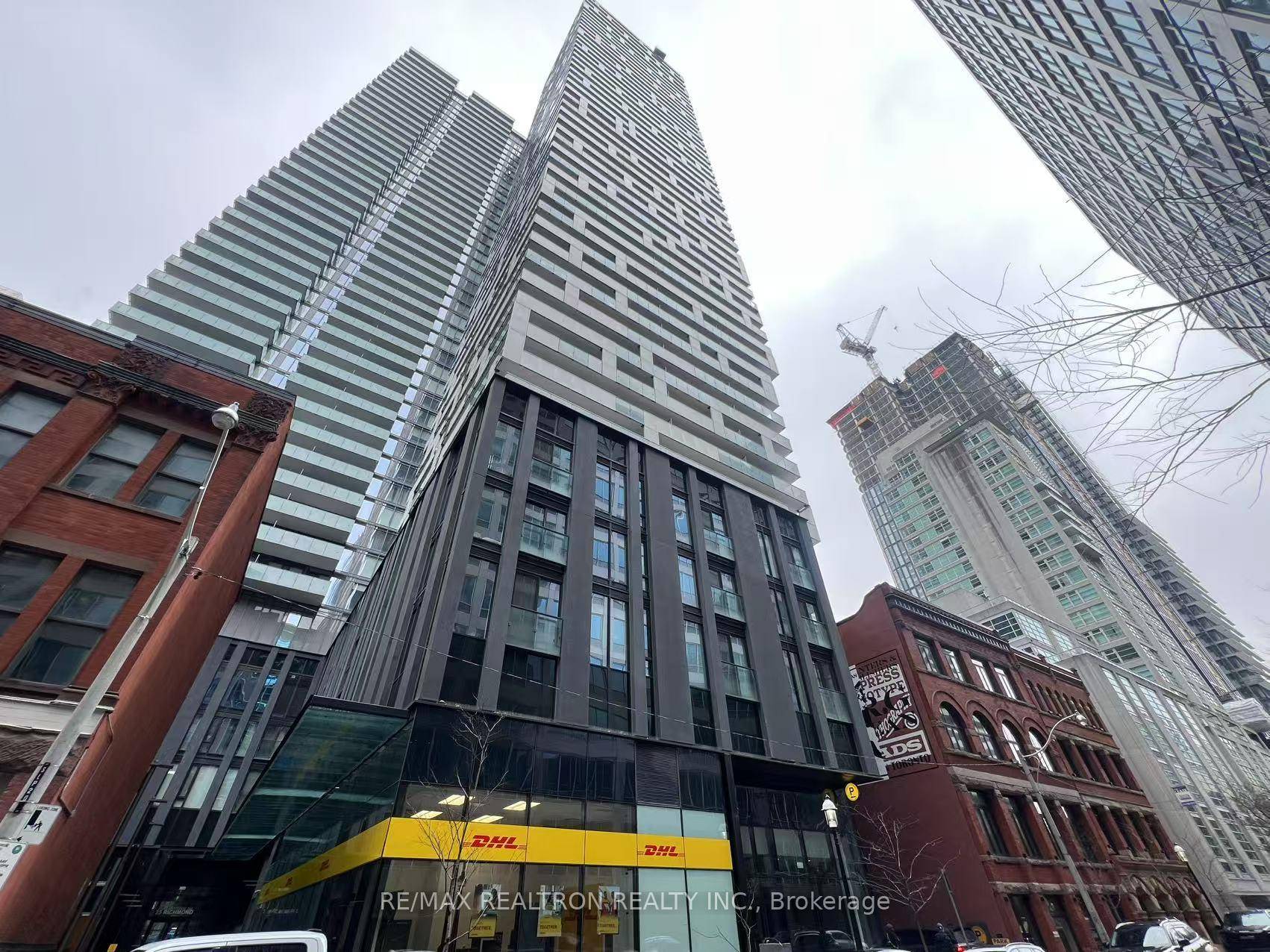 Welcome To 20 Lombard At Yonge Rich.