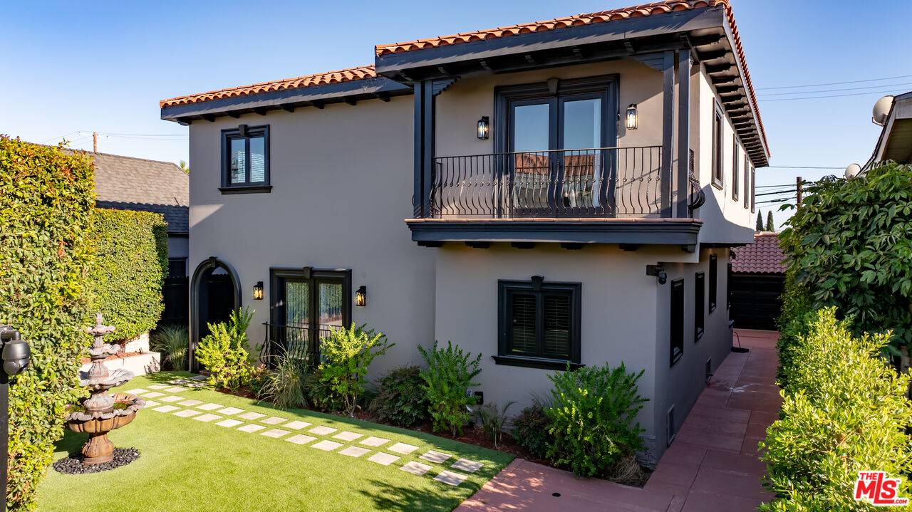 5558 Edgewood Pl 9BR La