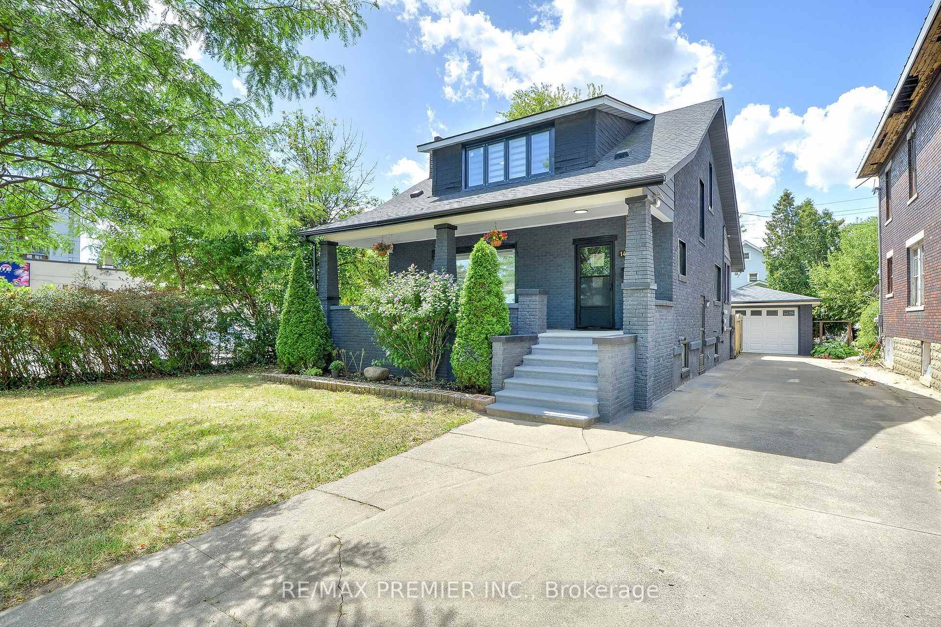 Incredible Opportunity In Downtown Windsor !