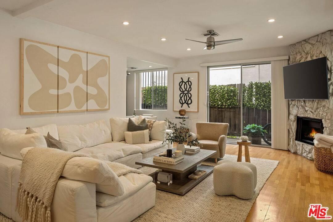 1338 Harvard St 3BR Santa Monica La