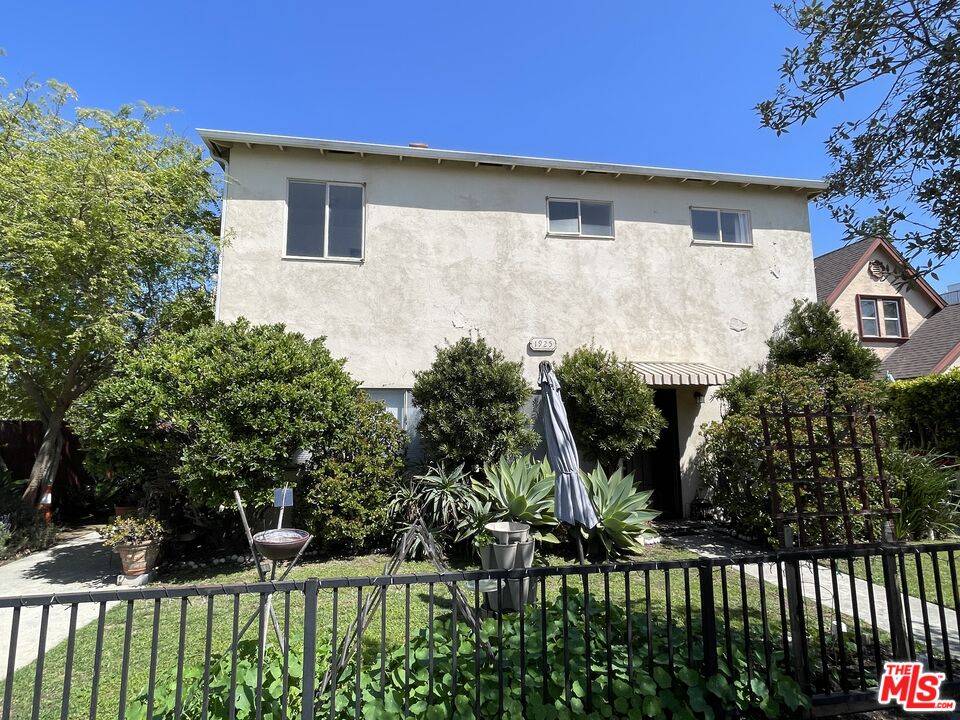 1925   Euclid St 9BR Santa Monica La