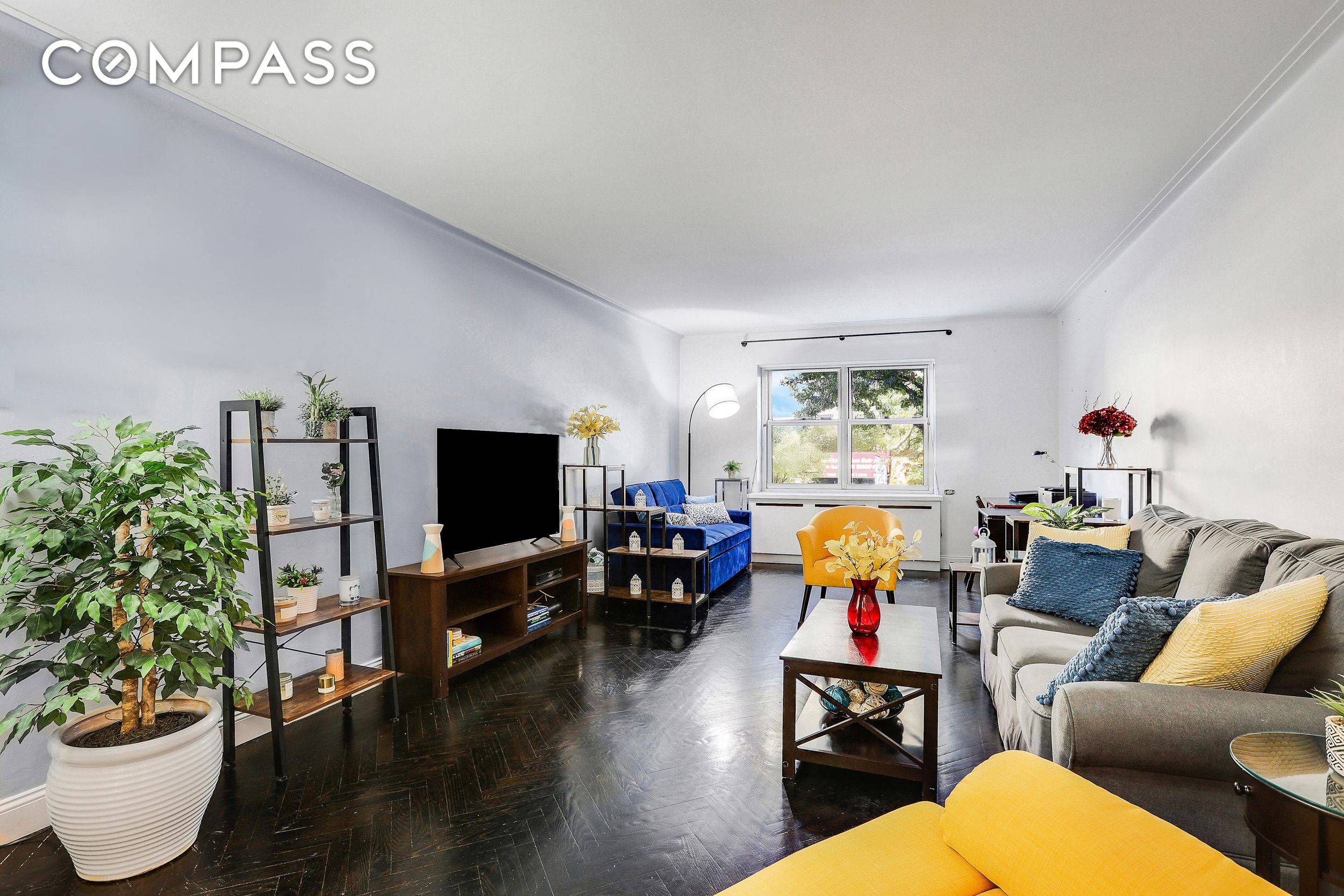 Bigger is Better Especially When You Love to Cook and Entertain NOT ON GROUND FLOOR !