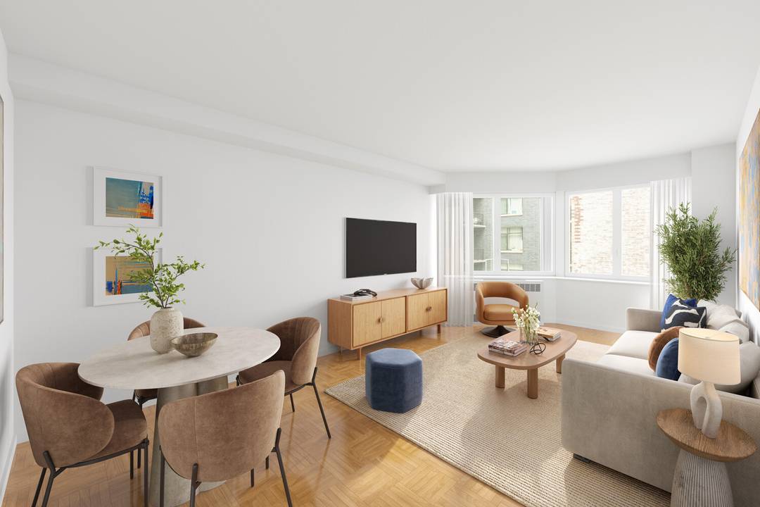 Residence 5V at 301 East 22nd Street is a bright and spacious one bedroom located in a well known full service co op in the Gramercy area.