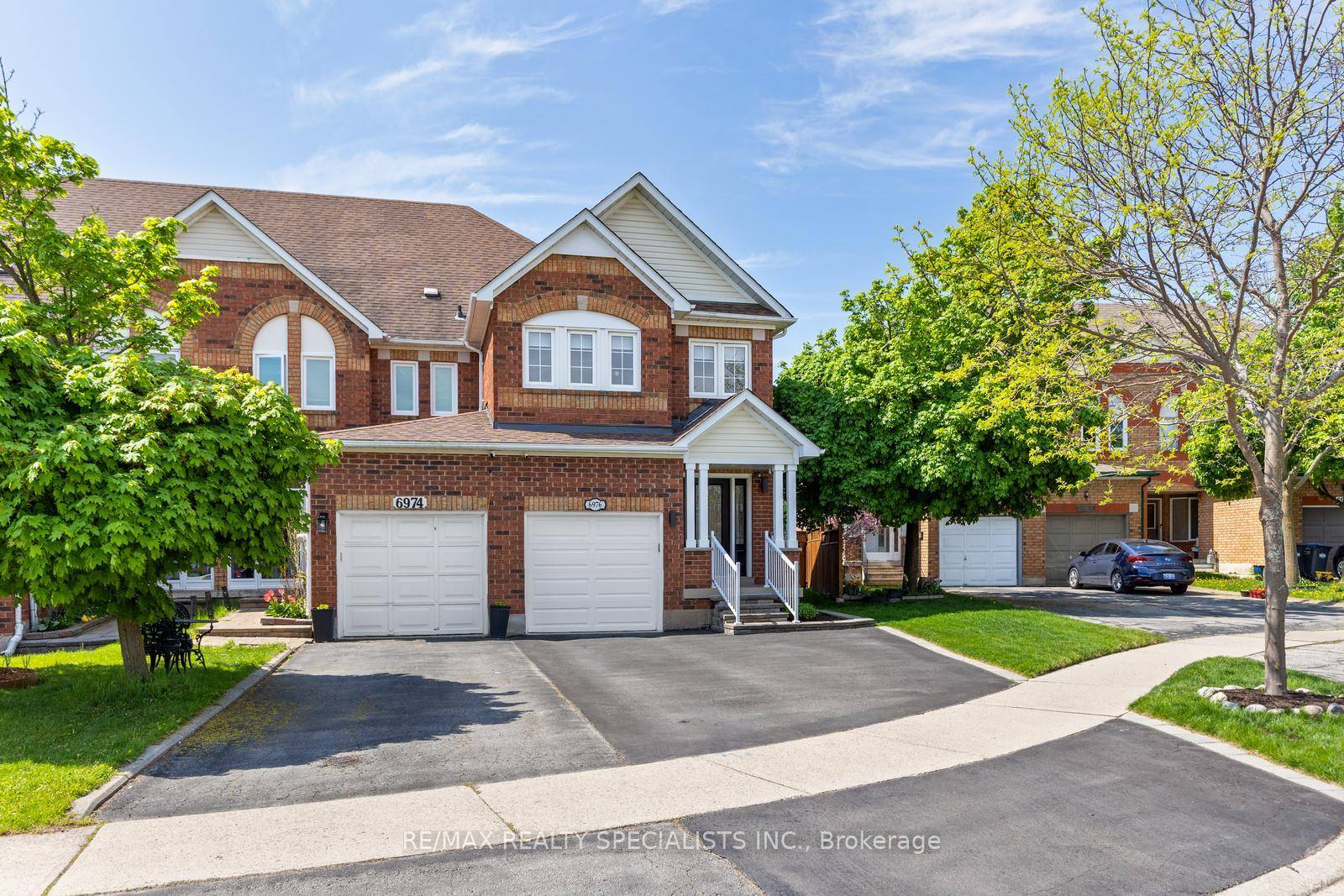 The Perfect Home Does Exist And This One Ticks All the Boxes !