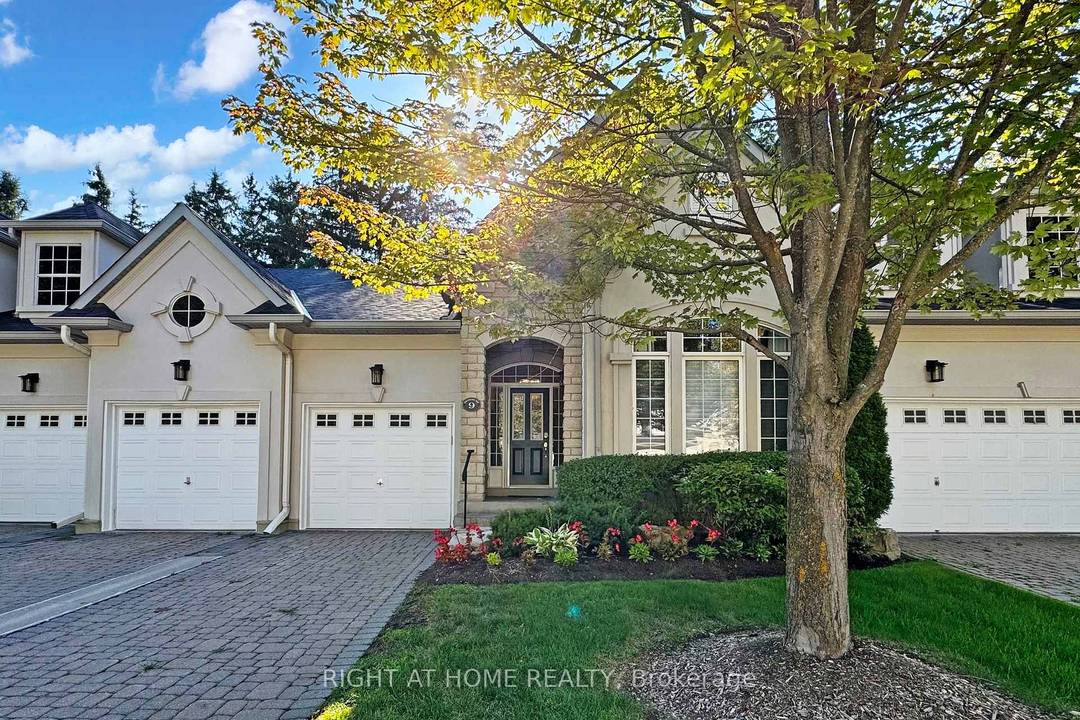 The Space of a Home, the Ease of a Condo Welcome to The Cotswolds.