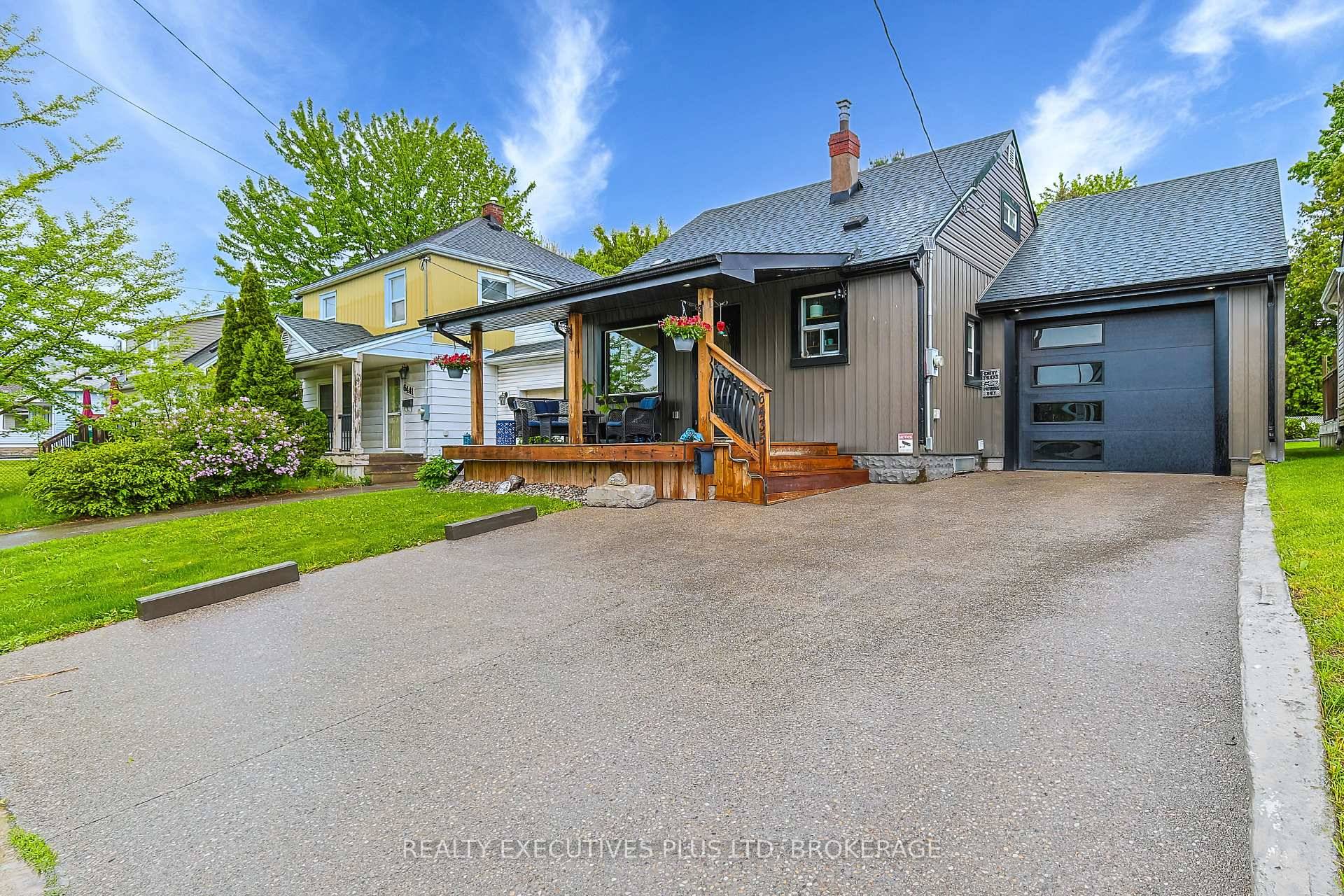 Cute as a Button house with all the big things done !
