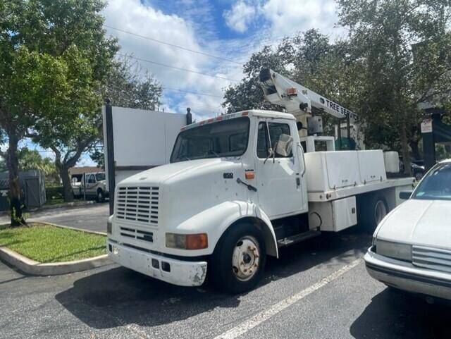Maintenance, community management, painting and pest control company looking for a new owner.