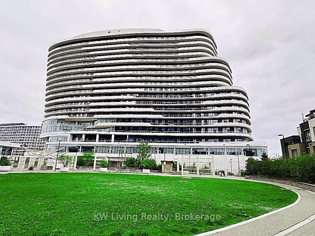 Luxurious 3 Bedrooms Den, Two bathrooms, 2 Parkings, Den can be a 4 bedroom setting, Large unit with a Hugh wrap around Balcony, Breath Taking Panoramic view of City.
