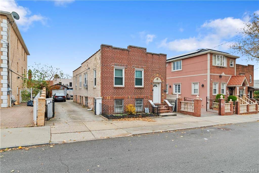Introducing a spacious single family home in the Upper Ditmars Astoria Heights area.