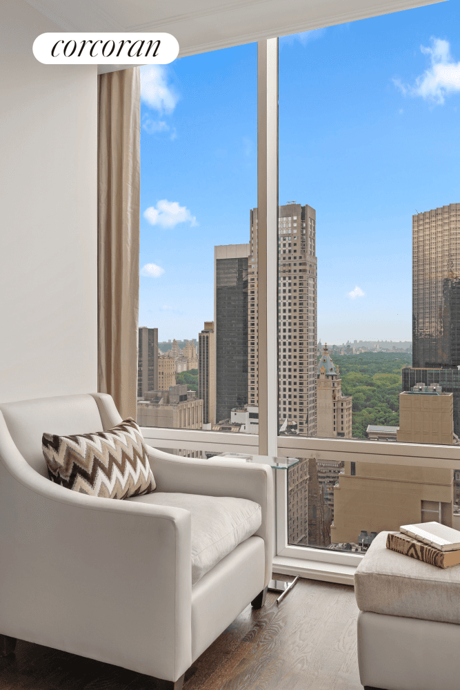 Serene, Sophisticated, Urban Oasis !